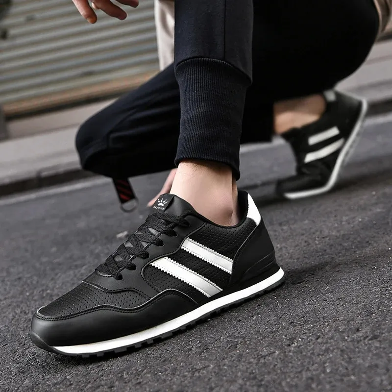 Astor Sneakers