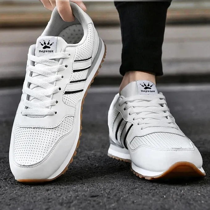 Astor Sneakers