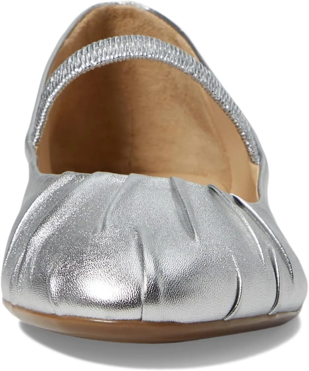 Bernardo Women's Savona Mary Jane Flat