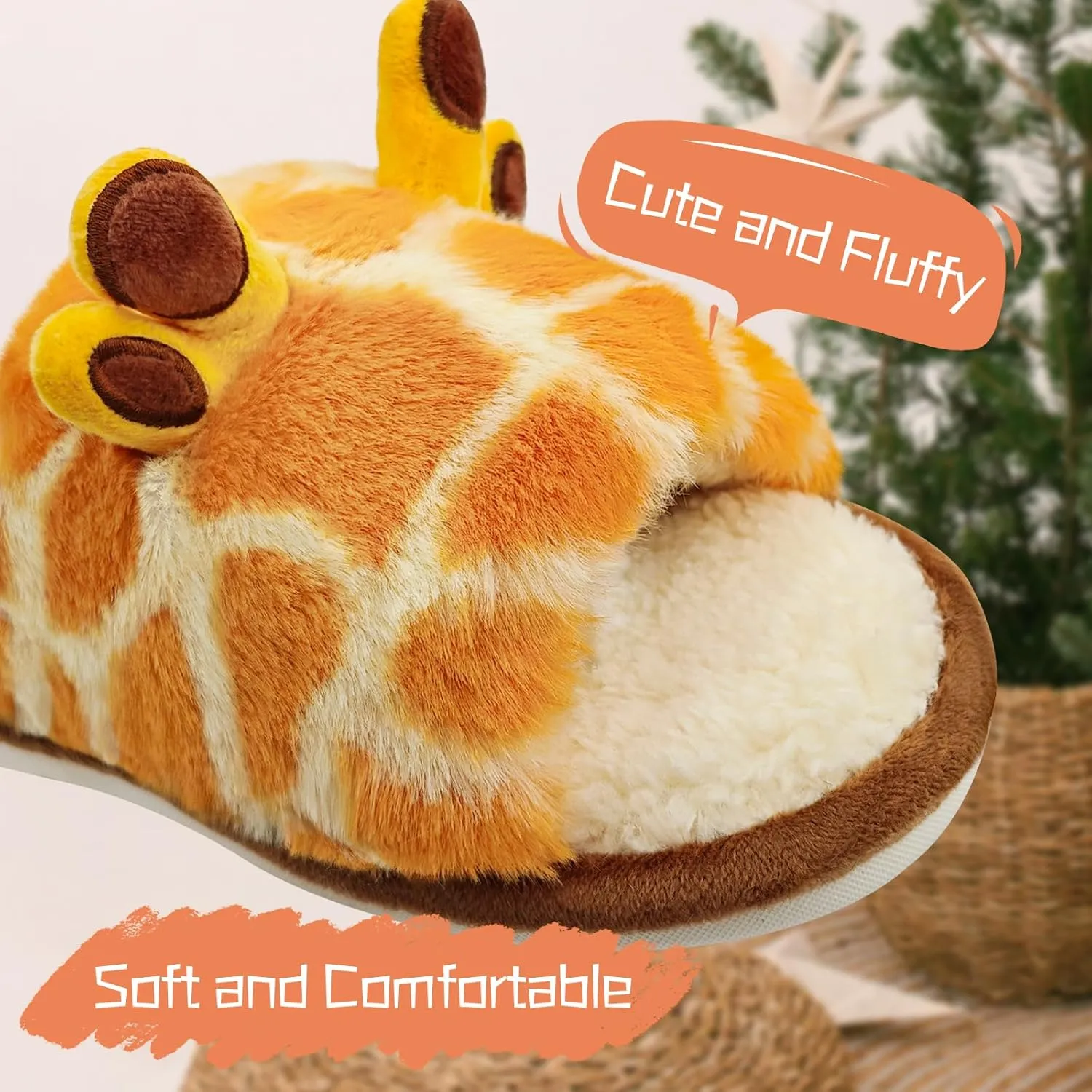 Cute Giraffe Slippers for Women, Plush Fuzzy Cartoon Animal Slippers, Soft Warm Memory Foam Shoes, Cozy Bedroom Slippers