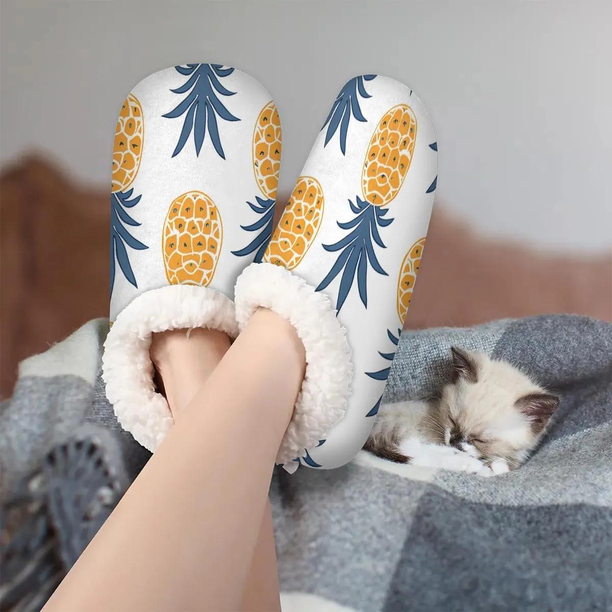 Cute Rabbits Flowers Soft Home Slippers for Women Lightweight Men's House Shoes Women's Slippers