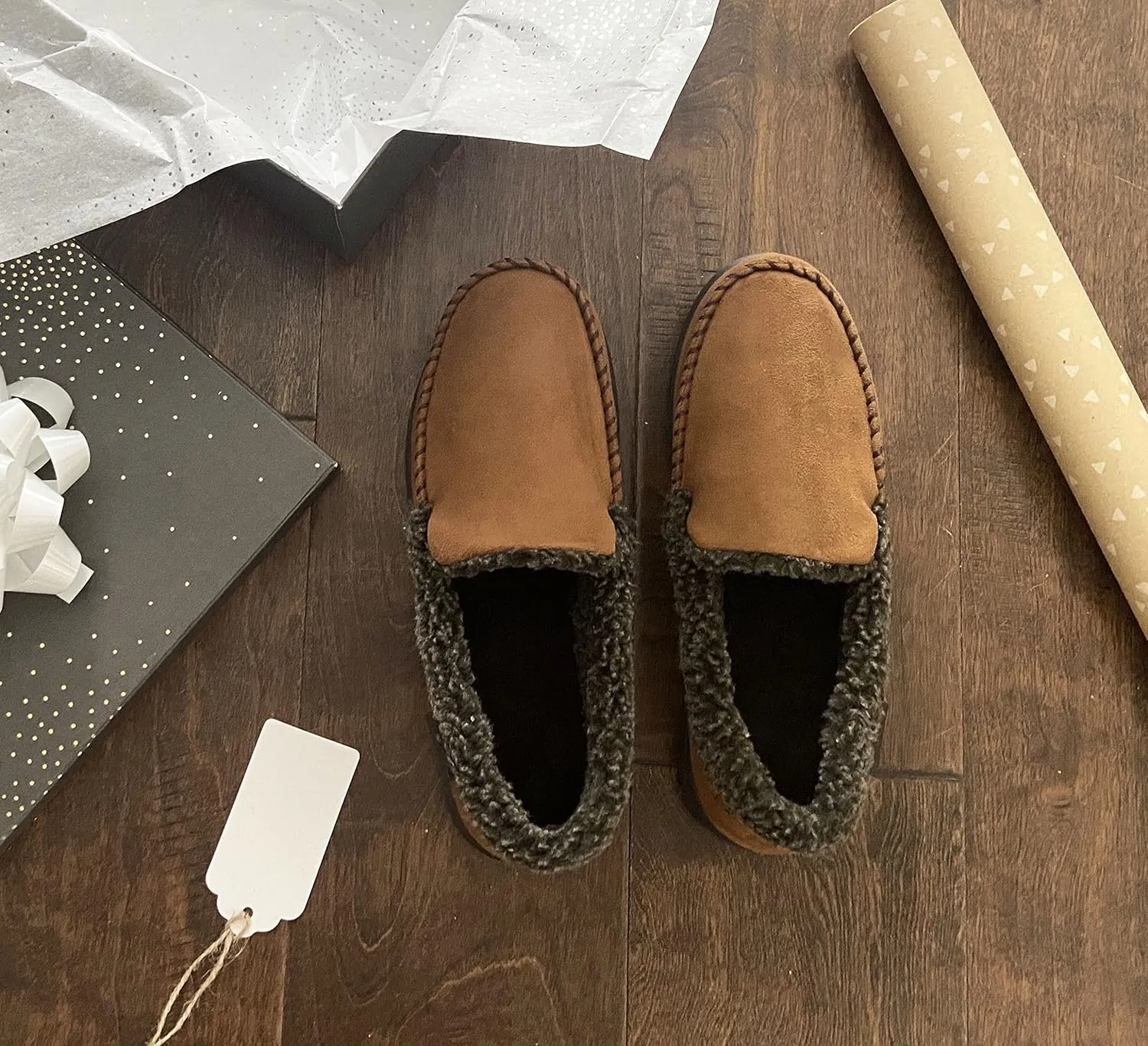 Dearfoams Men's Eli Microfiber Indoor/Outdoor with Whipstitch Detail Suede Moccasin Slipper