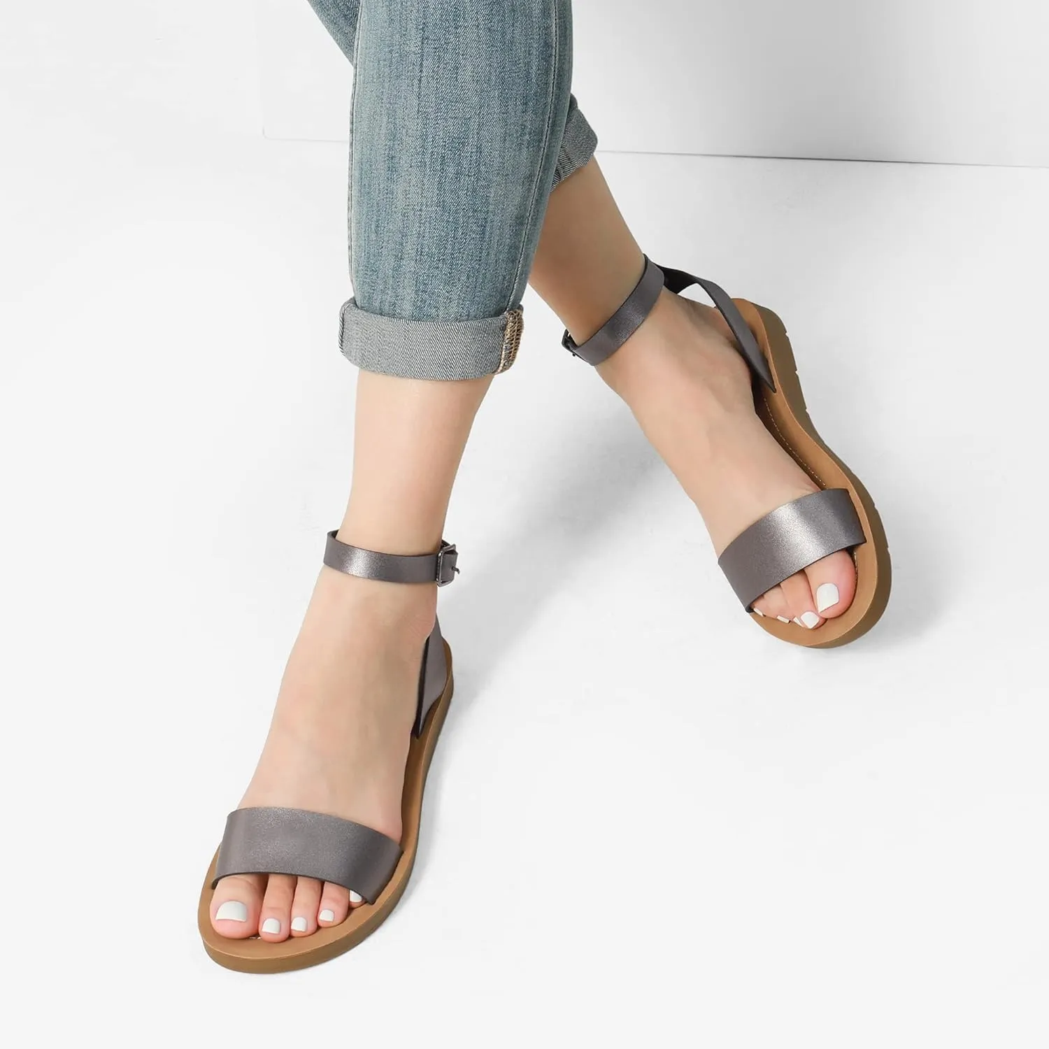 DREAM PAIRS Women’s One Band Ankle Strap Buckle Flat Sandals
