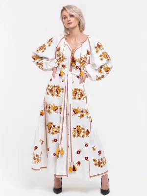 Fashion floral embroidered dress Ukrainian wedding robe