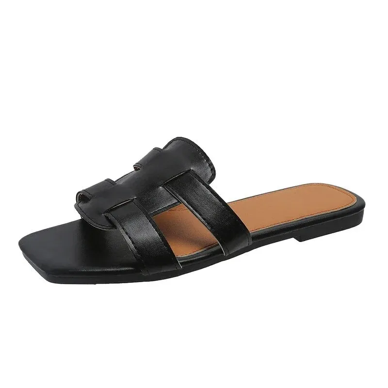 Flat sandals with soft soles for women