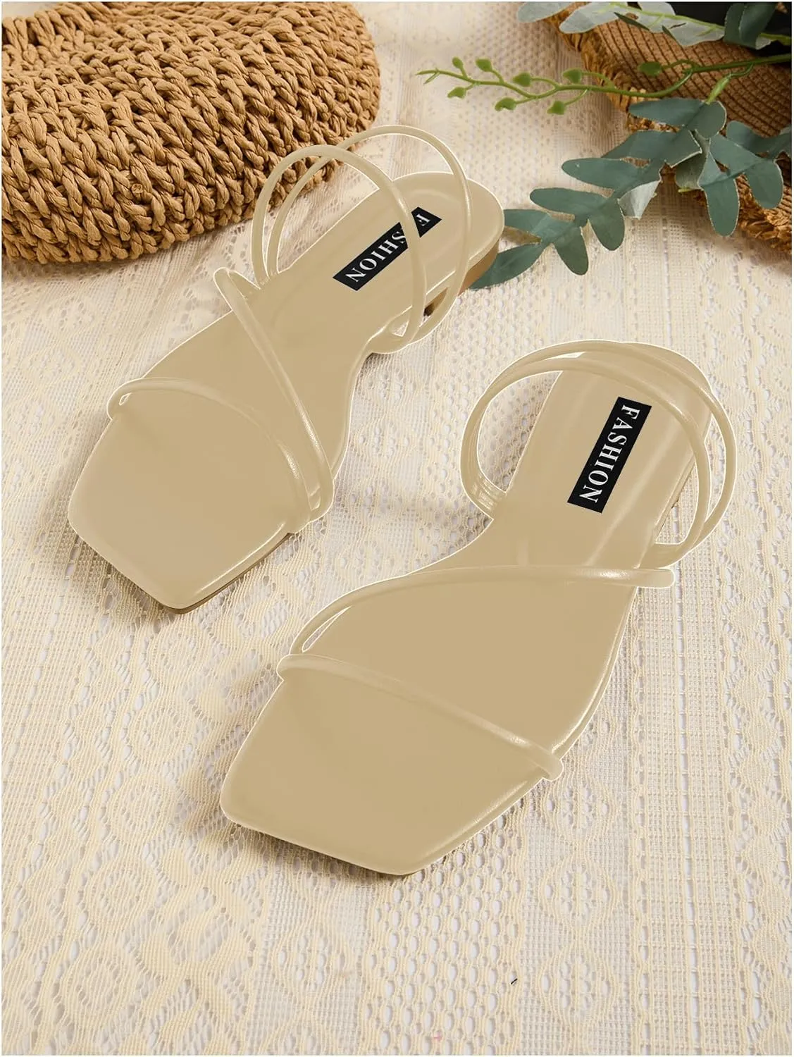 GORGLITTER Women's Strappy Sandals Criss Cross Strap Flat Sandals Open Toe Slides Shoes
