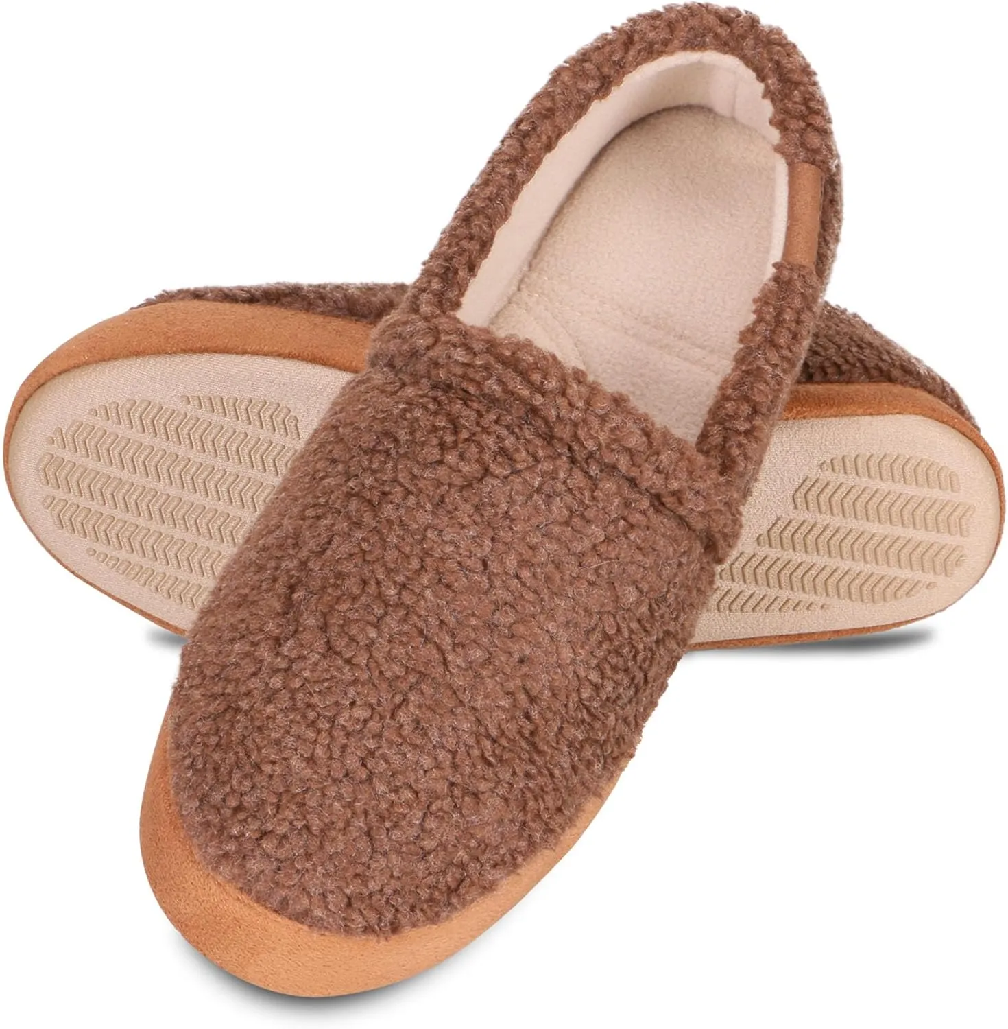 isotoner Men's Berber Aspen Closed Back Slippers