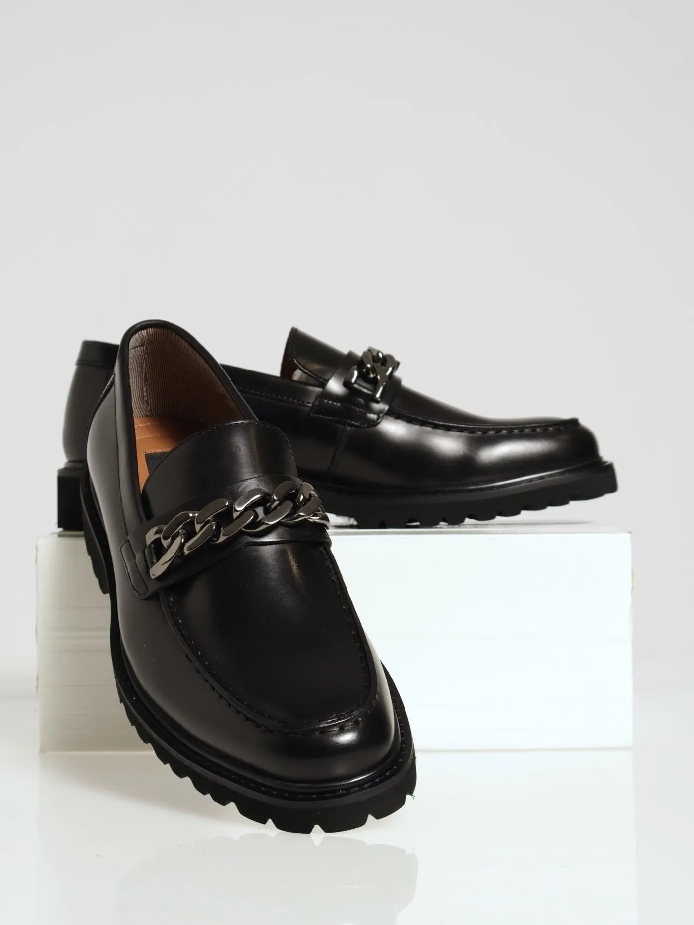 Kallix Track Outsole Chunky Loafer - Black