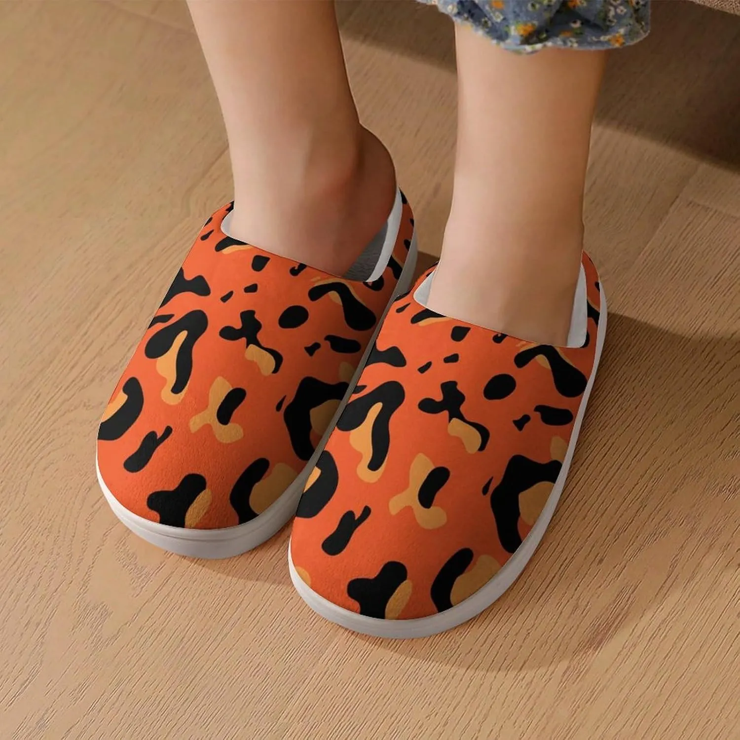 Leopard Pattern Boys Girls House Slippers with Microfleece Lining Cozy Household Shoes Non-slip for Kids