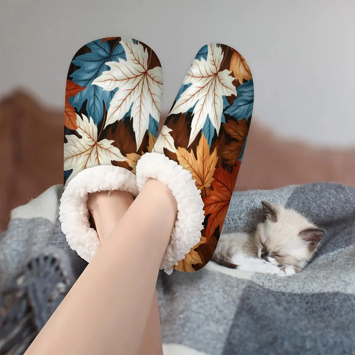 Maple Leaves Rustic Soft Home Slippers for Women Lightweight Men's House Shoes Women's Slippers