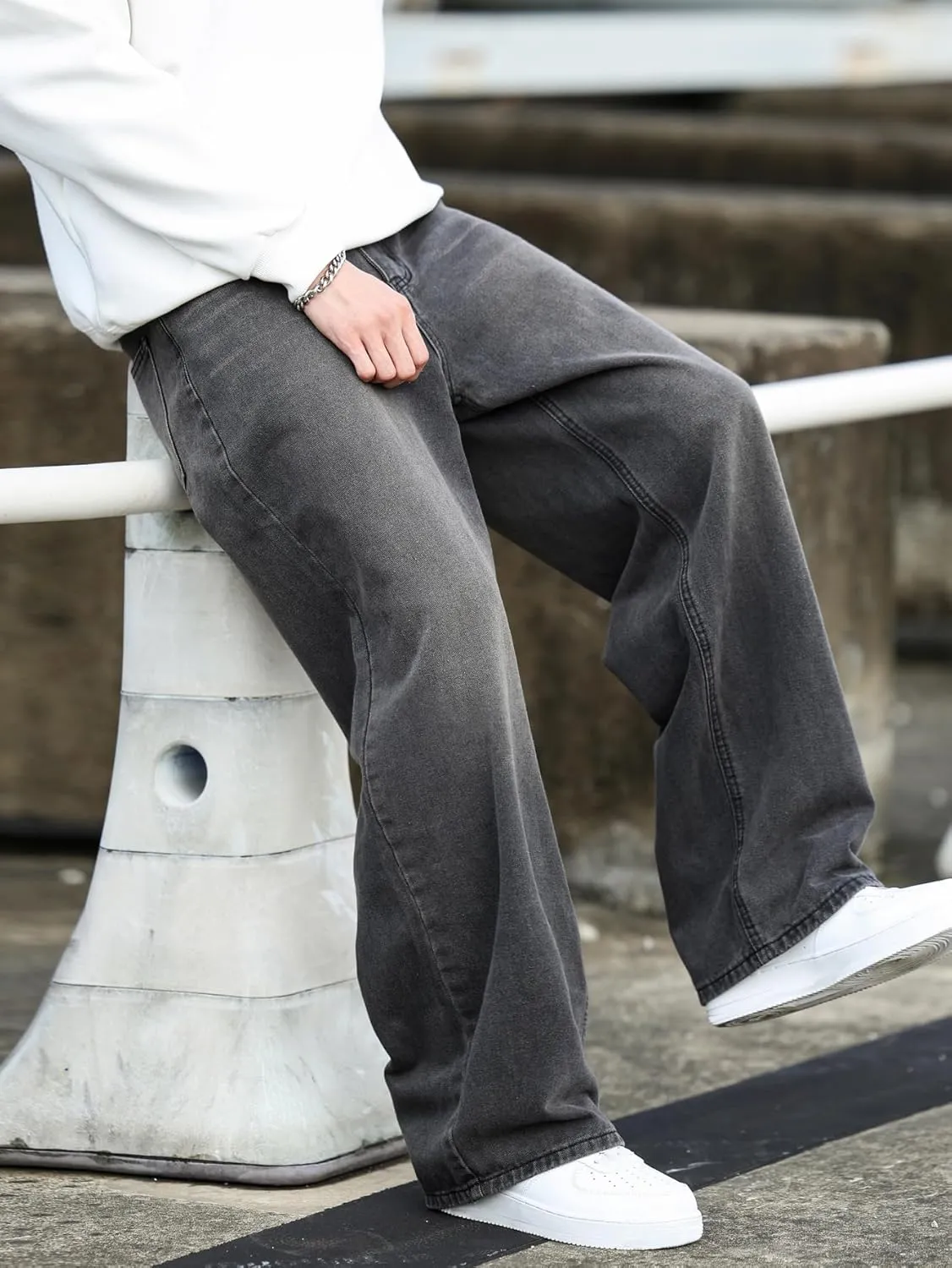 Mens Baggy Jeans Distressed Wide Leg Denim Pants Casual Loose Fit Trousers Streetwear