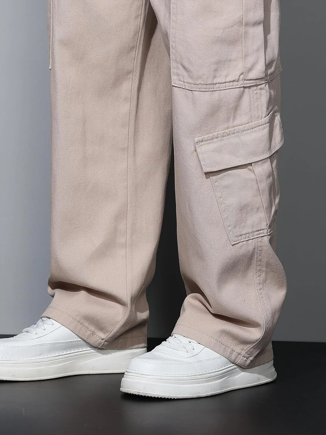 Mens Denim Baggy Pants with Cargo Pockets Mid Weight Casual Streetwear Wide Leg Jeans Hip Hop Skater Trousers