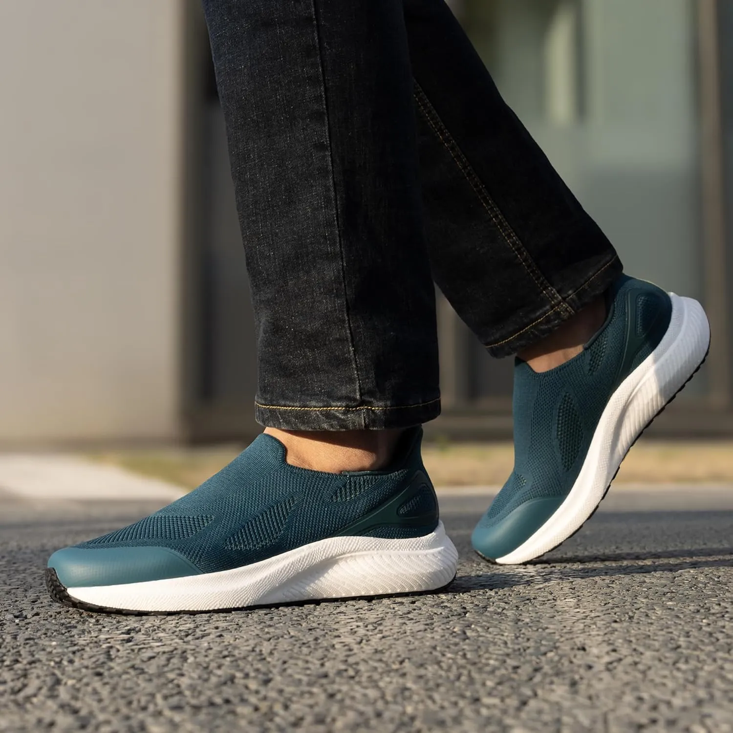 Men's Hands-Free Slip On Walking Shoes Laceless Comfortable Tennis Sneakers