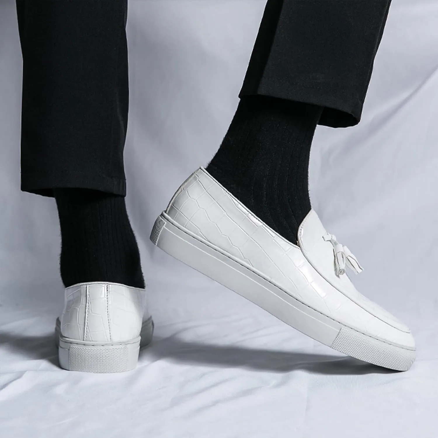 Men's Pattern Leather Platform Slip On Tassel Loafers Comfortable Round Toe Low Top Non-Slip Casual Dress Shoes Flat Penny Loafer for Dating Business Party