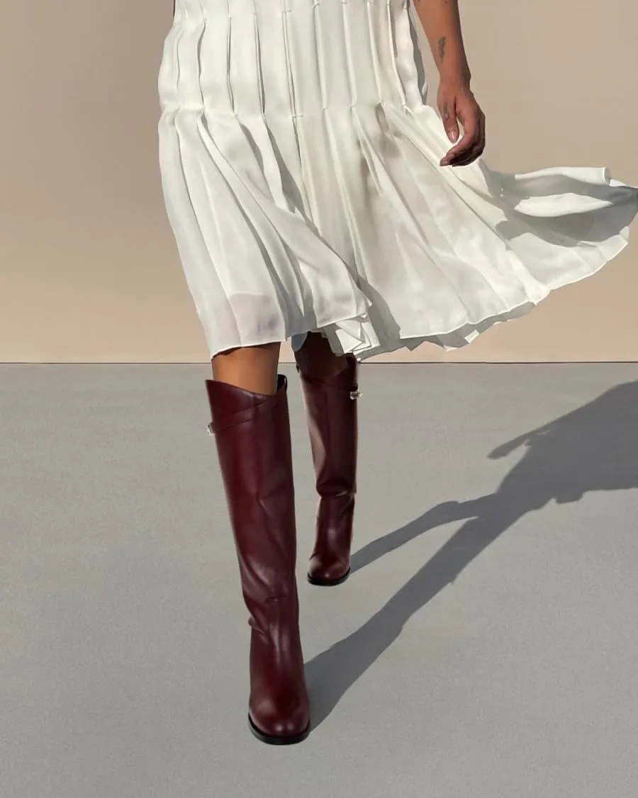 MIRAAZZURRA Flat Knee High Boots Women Round Toe Tall Flat Boots with Buckle Back Zipper Womens Riding Boots