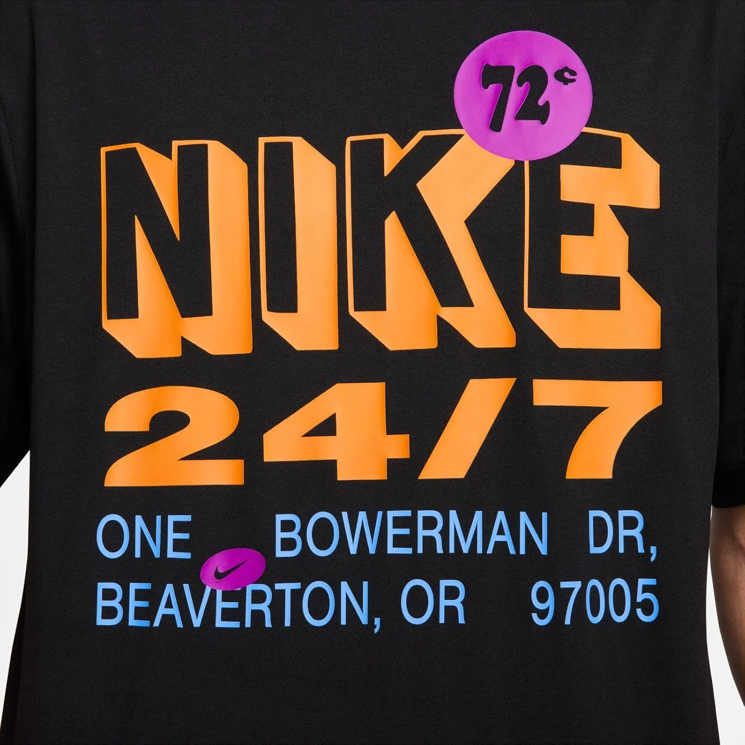 Nike Men's Dri-Fit UV Hyverse Graphic Short Sleeve Fitness Top