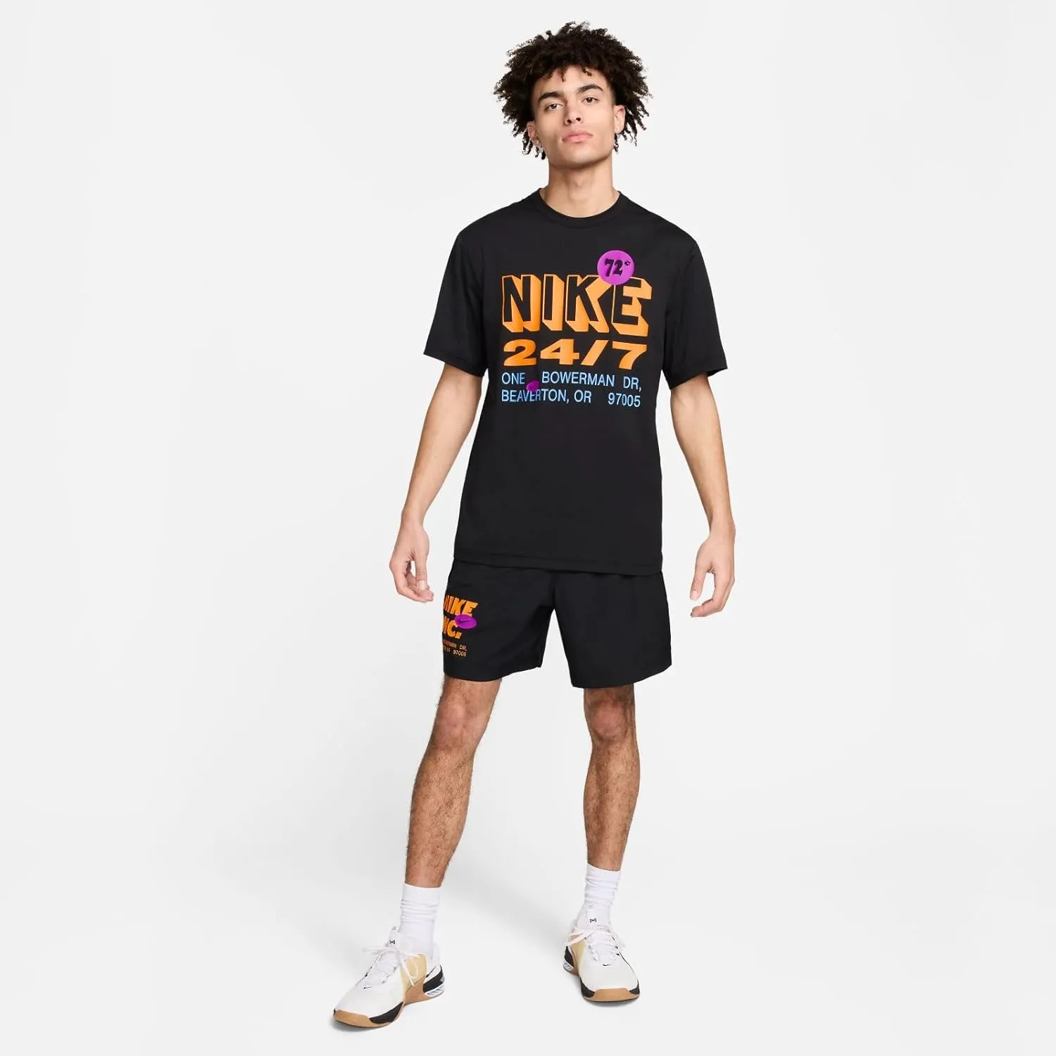 Nike Men's Dri-Fit UV Hyverse Graphic Short Sleeve Fitness Top