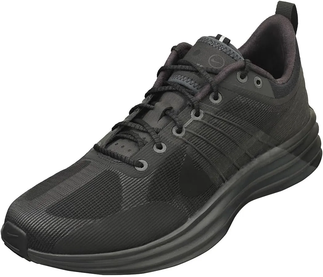 Nike Men's Lunar Roam Sneaker
