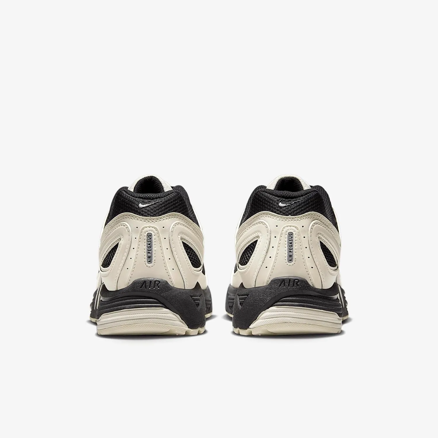 Nike Men's Sneaker