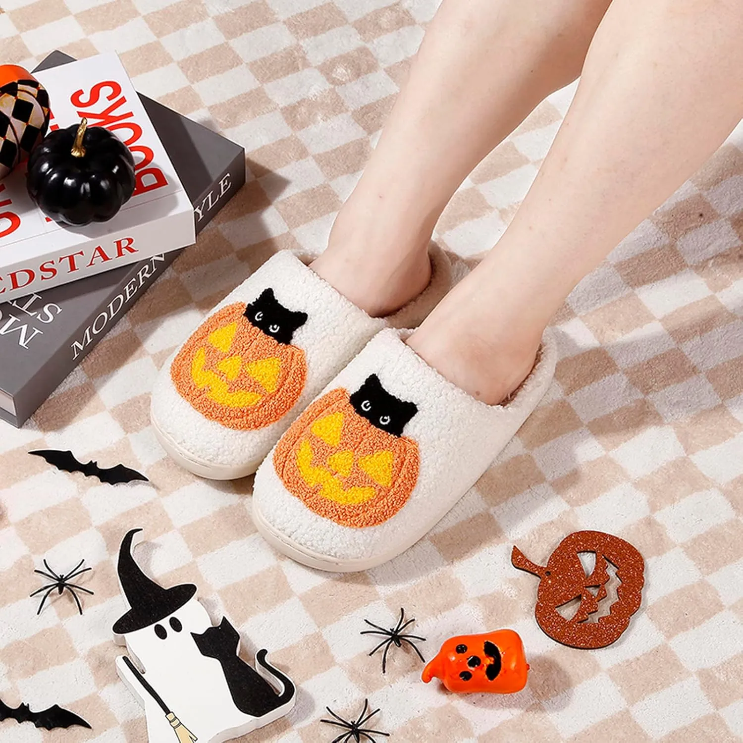 Pumpkin Halloween Slippers for Women Men Memory Foam Cozy Plush Slippers Couple Indoor Hous Slippers