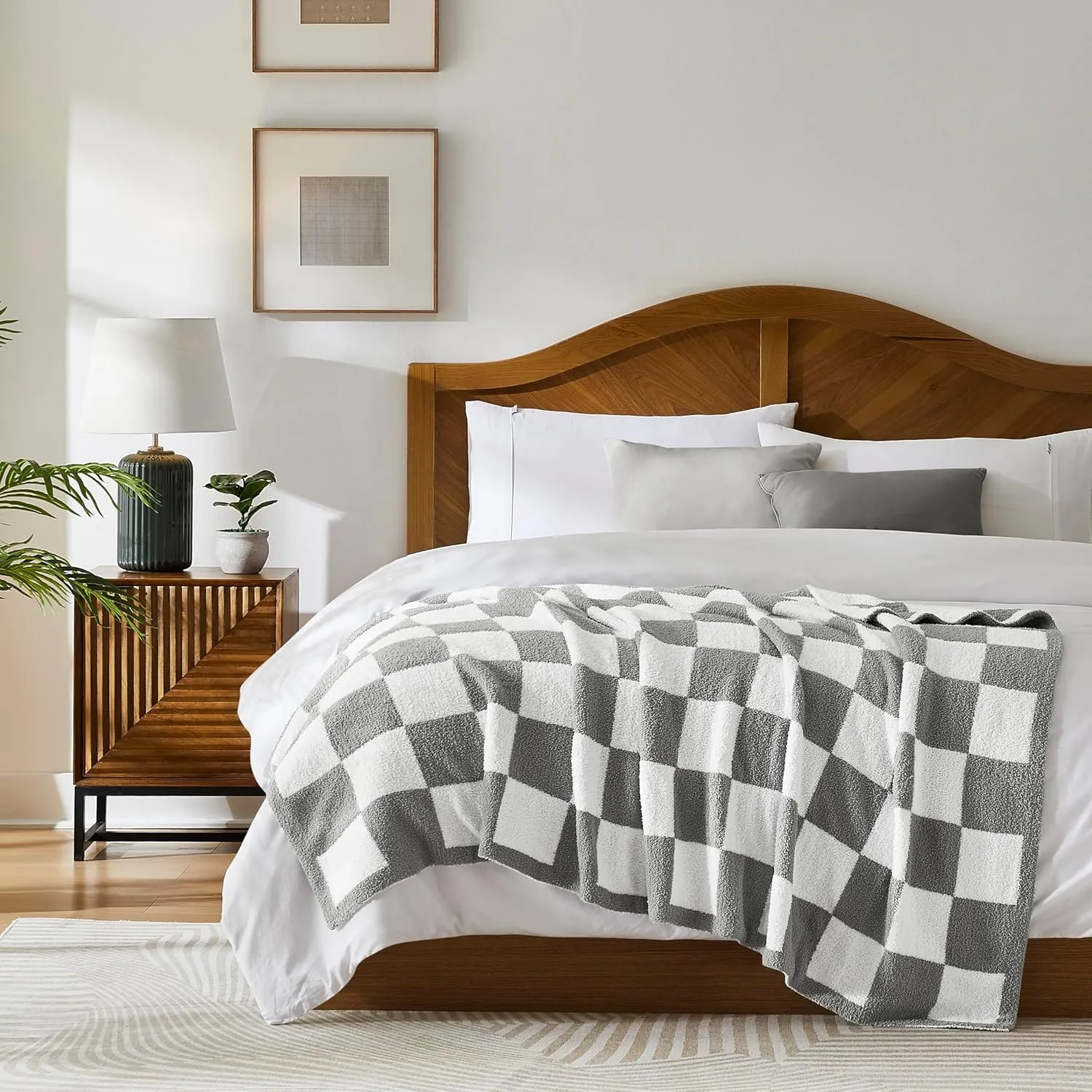 R.SHARE Grey and White Checkered Throw Blanket 50x70 Inch Reversible, Microfiber Soft Comfy Cozy Lightweight Fluffy Fuzzy Warm Cute Checkerboard Plaid for Couch Sofa Chair Bed Home