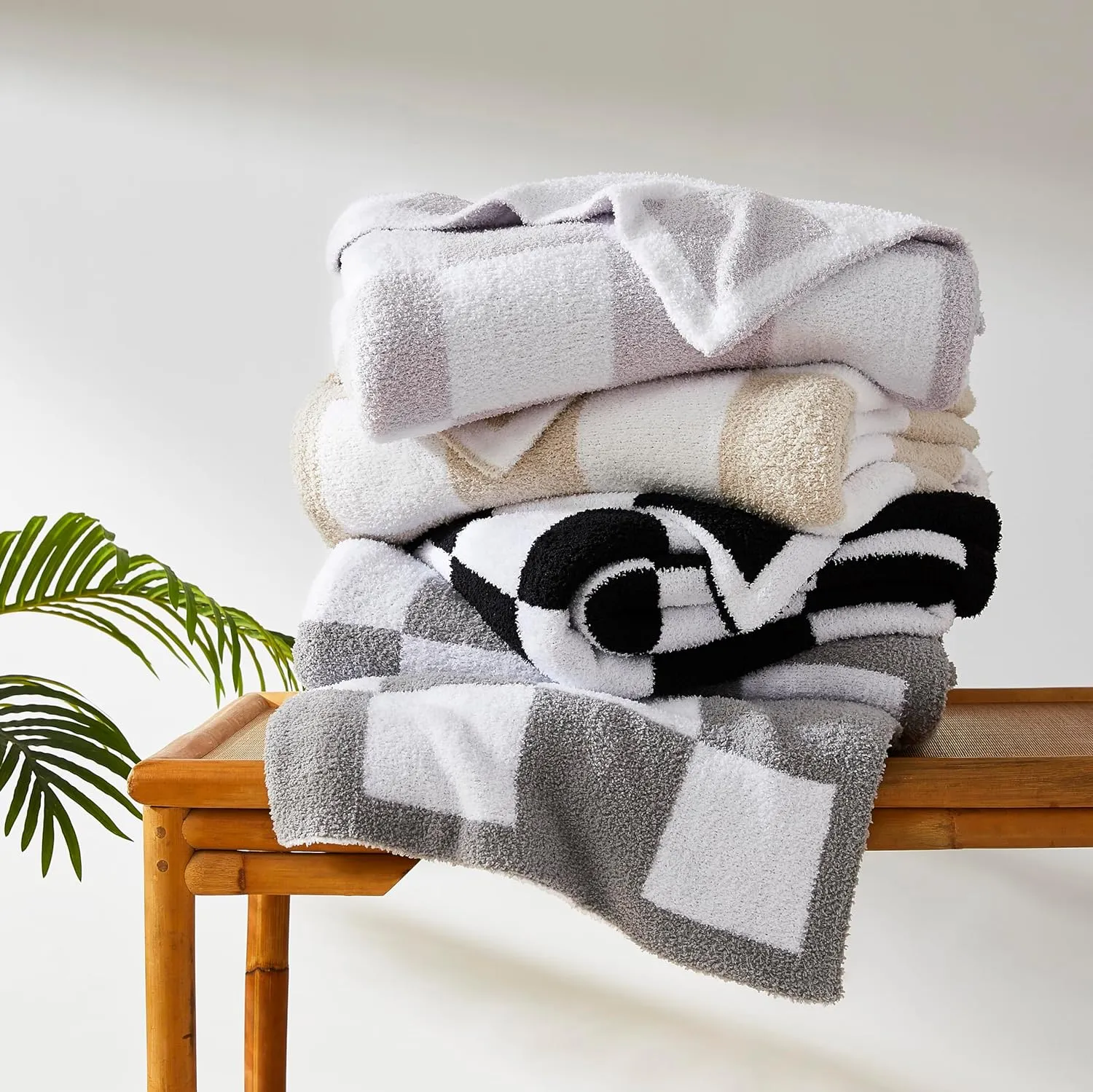 R.SHARE Grey and White Checkered Throw Blanket 50x70 Inch Reversible, Microfiber Soft Comfy Cozy Lightweight Fluffy Fuzzy Warm Cute Checkerboard Plaid for Couch Sofa Chair Bed Home