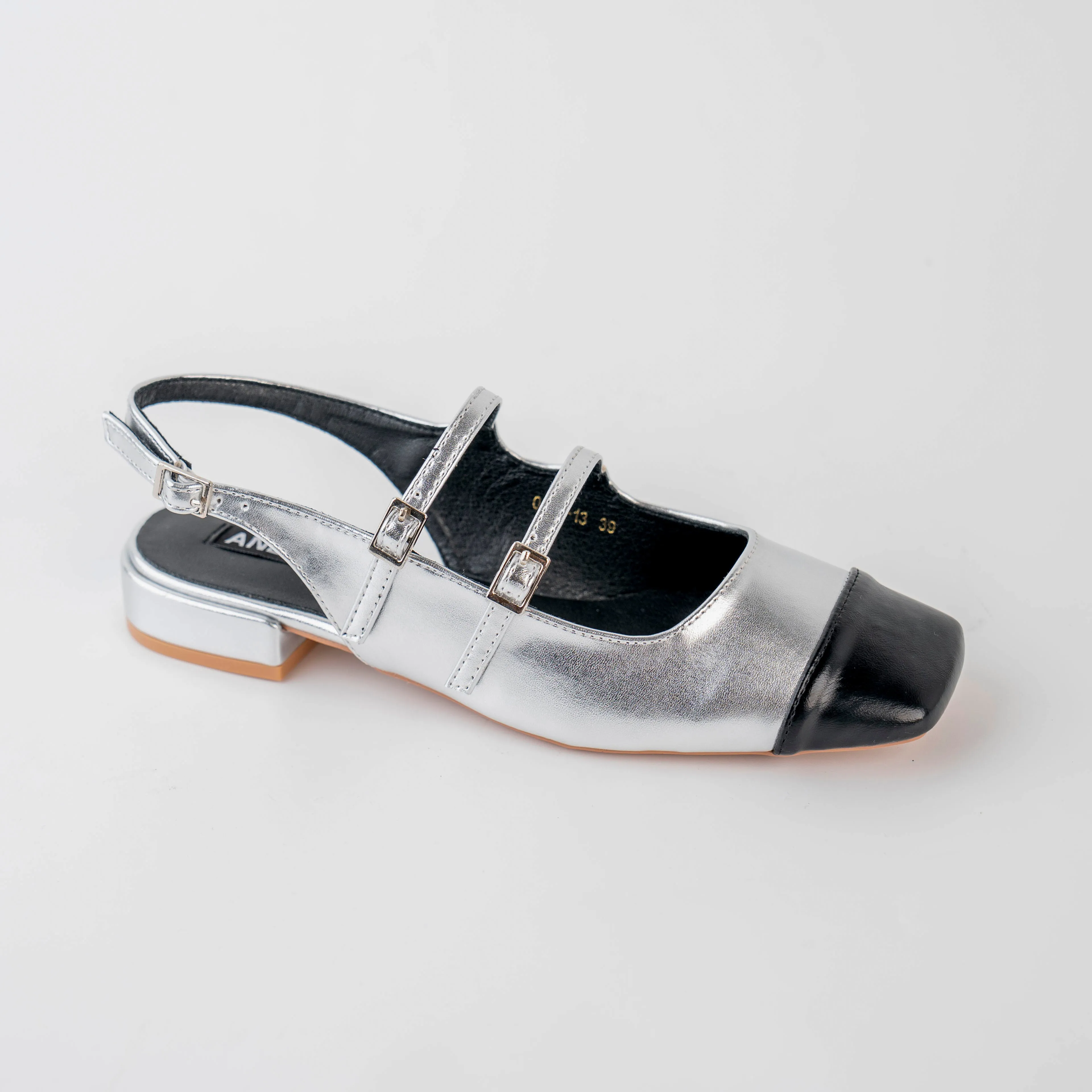 Sandals Flat