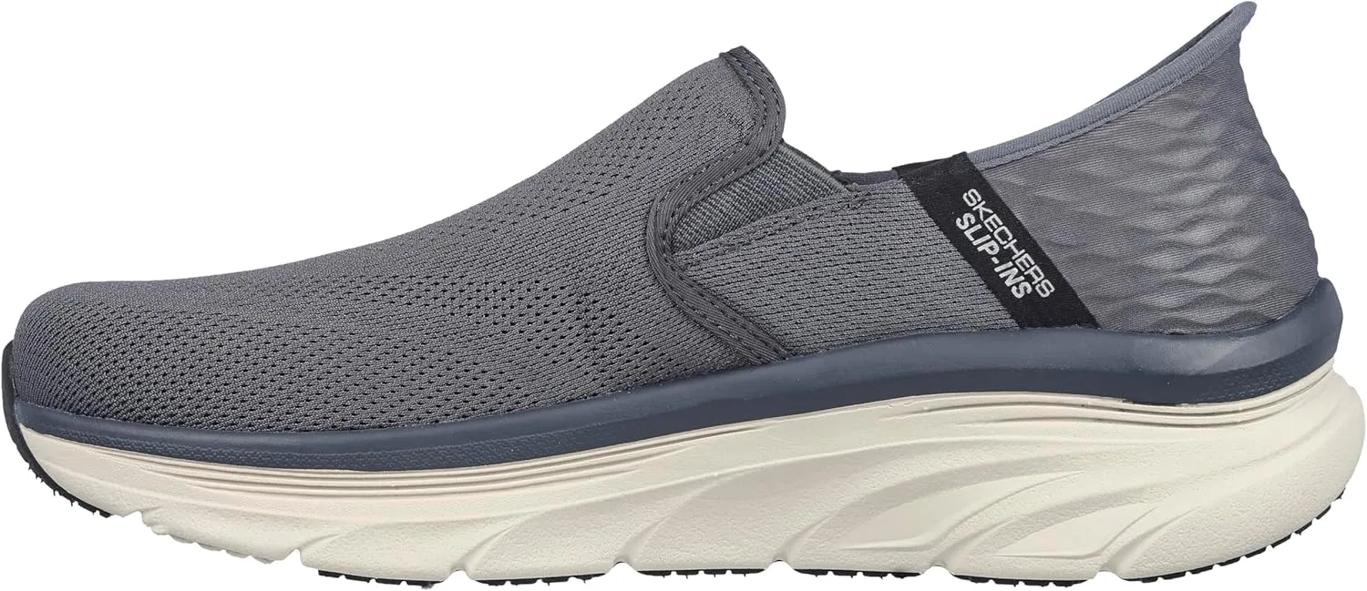 Skechers Men's Dlux Walker Orford Slip in