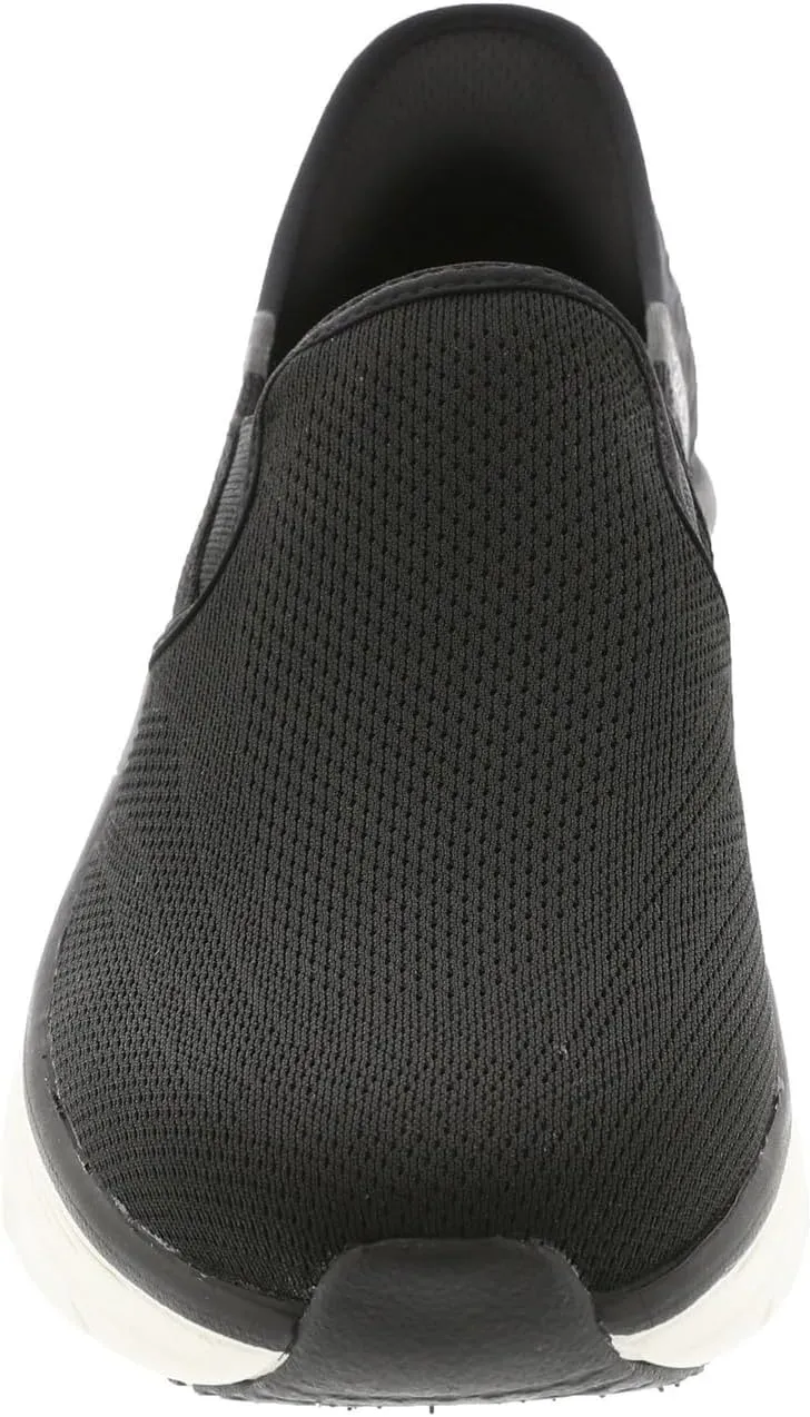 Skechers Men's Dlux Walker Orford Slip in