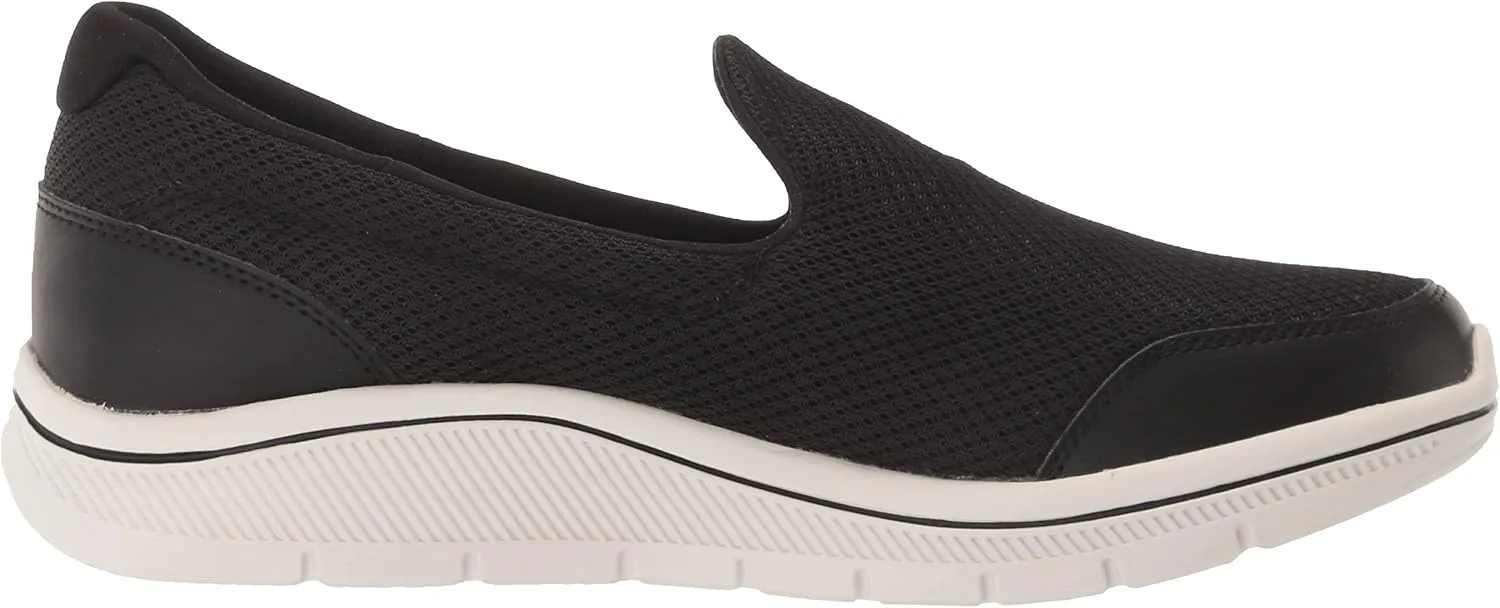 Skechers Women's Arch Fit Walk Relaxed Fit Slip-On Golf Shoe