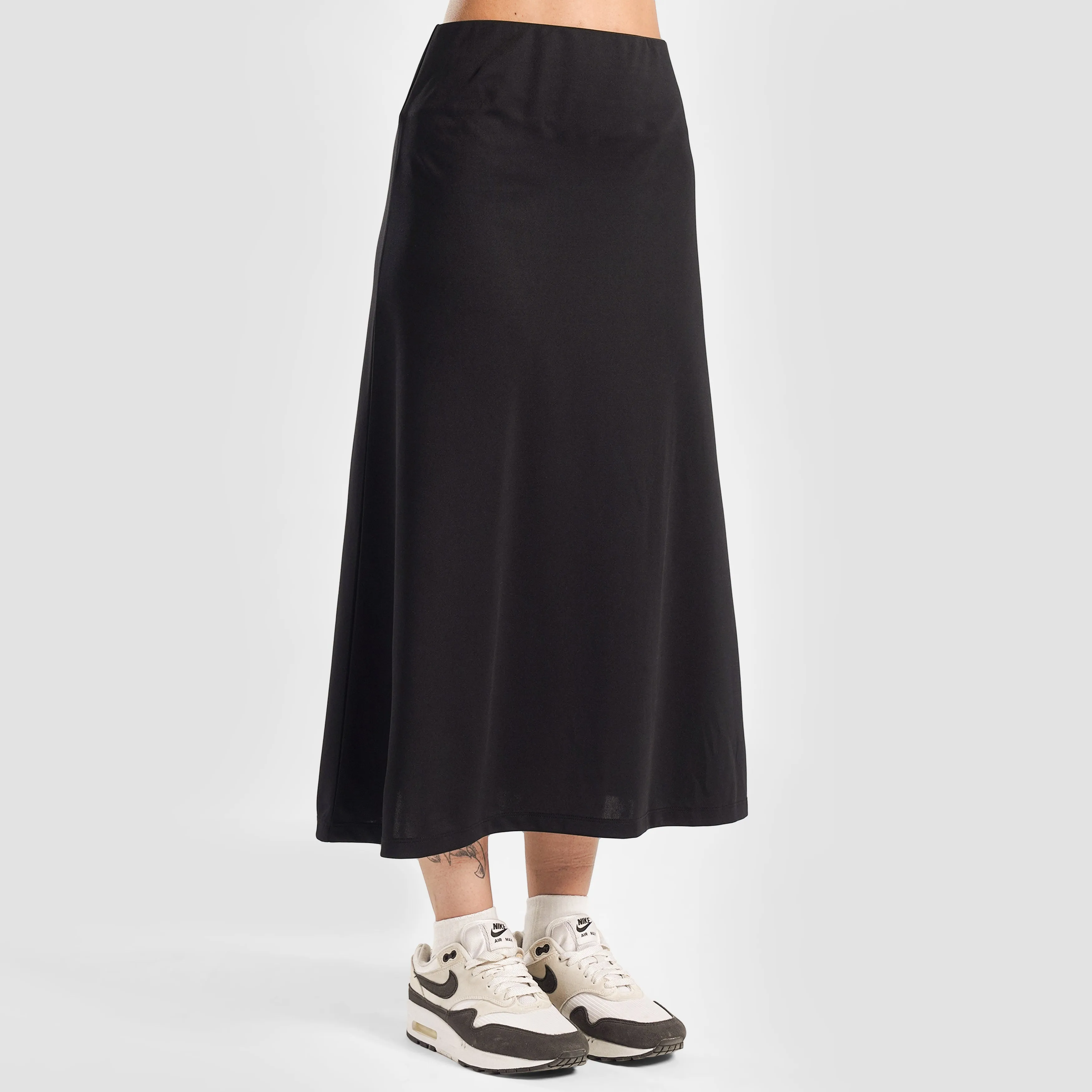 Sleek Slip Skirt (Black)