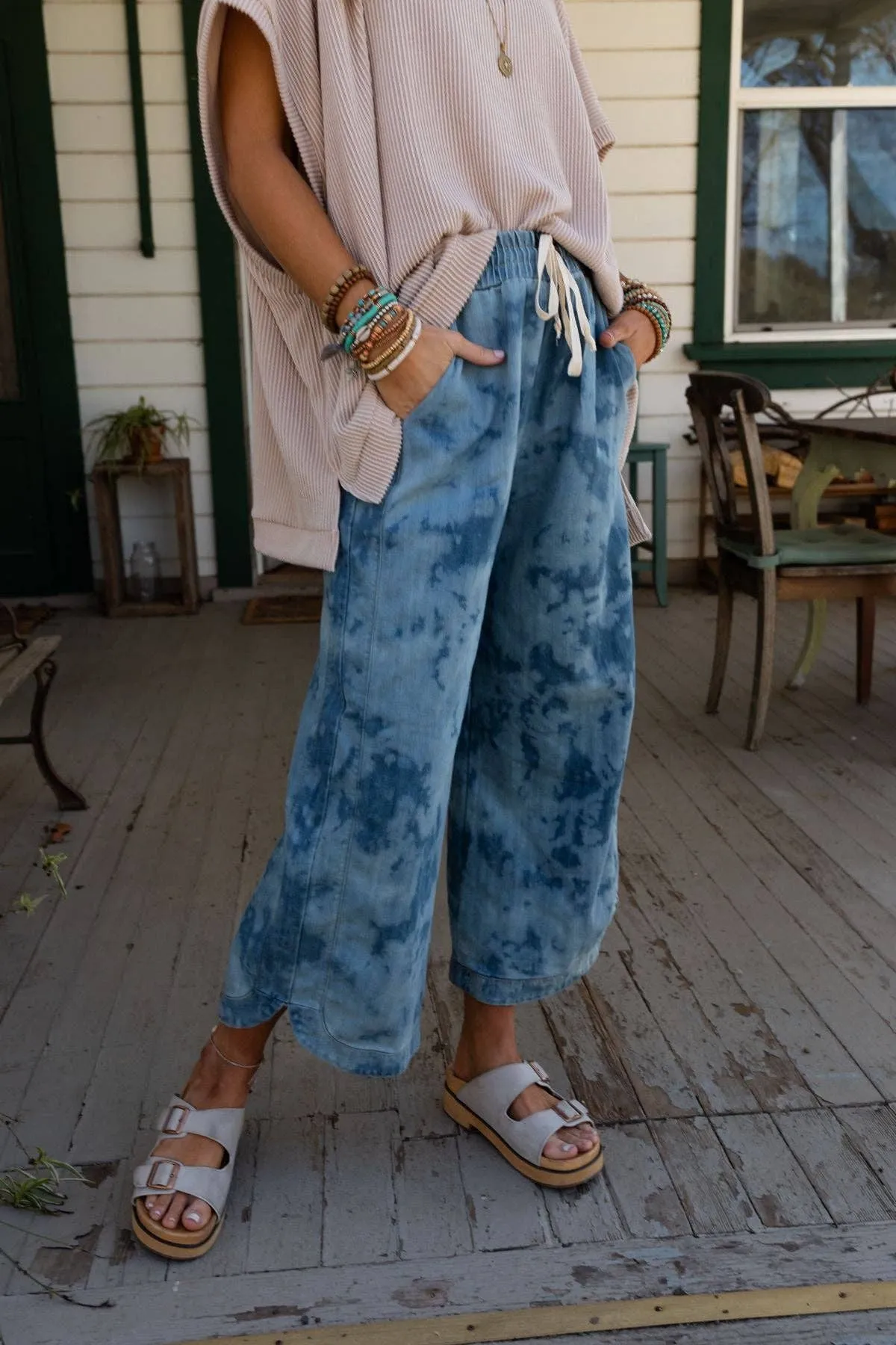 So Comfy Wide Leg Cropped Pant - Bleach Dye Denim