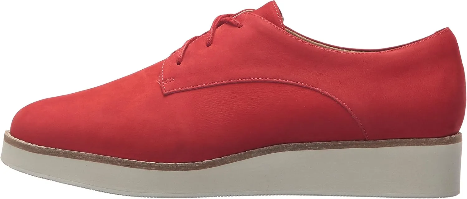 SoftWalk Women's Willis Oxford