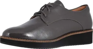 SoftWalk Women's Willis Oxford