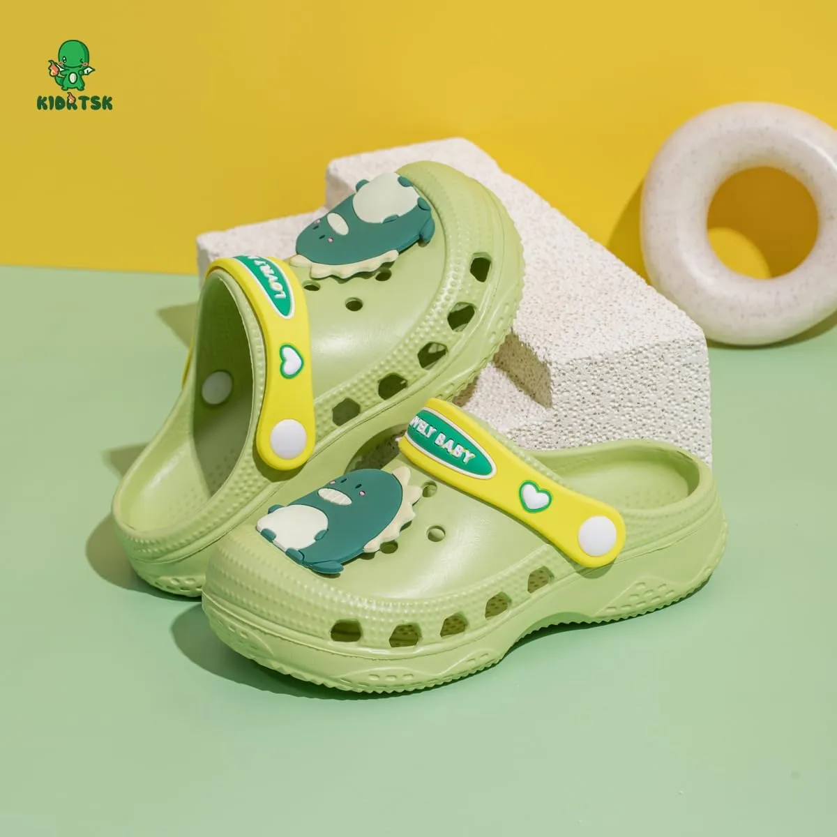 Toddler Kids Boys Girls Cute Garden Water Clogs Slip On Sandals Slides Lightweight Slipper Outdoor Summer Swimming Pool Infant Children Beach Pool Shoes