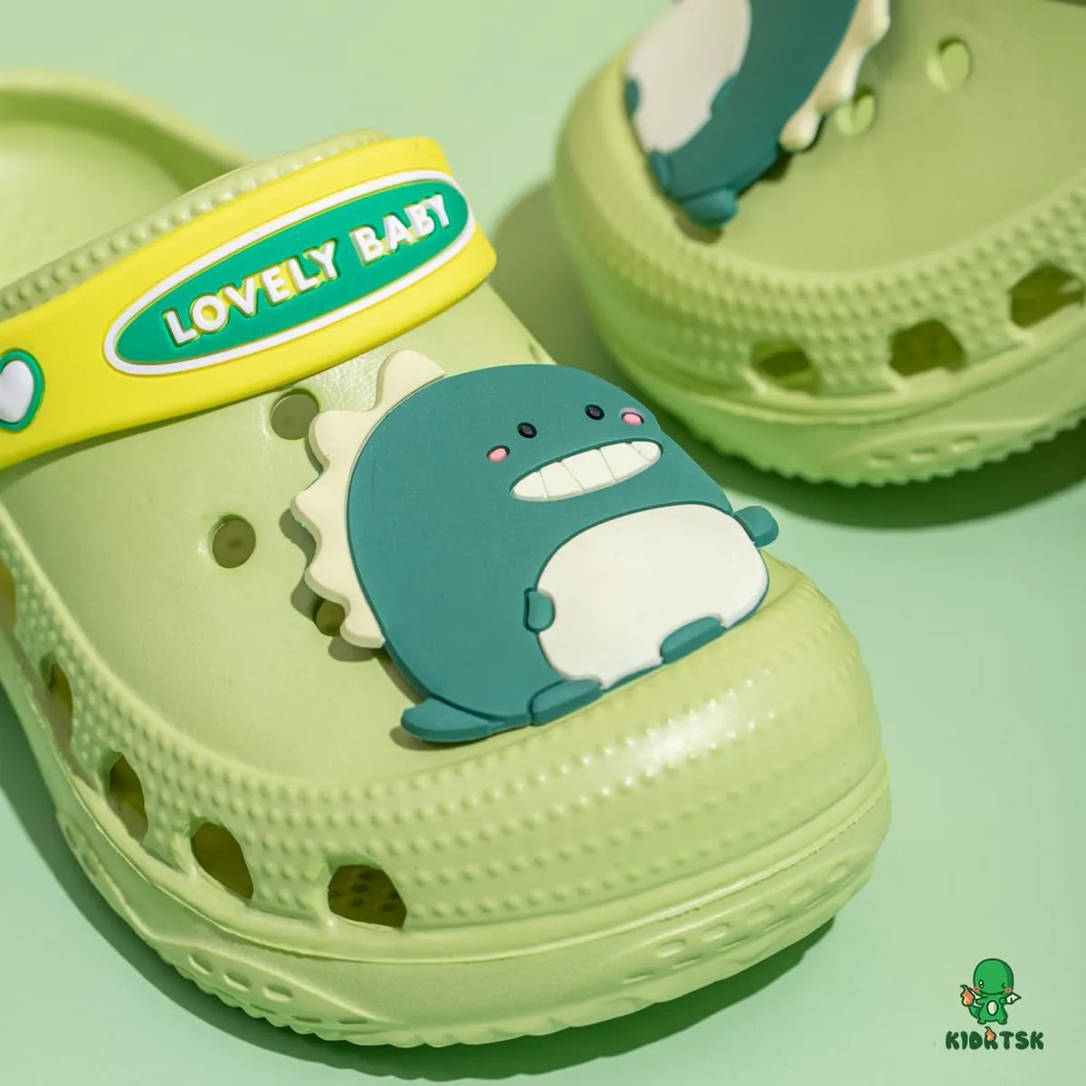 Toddler Kids Boys Girls Cute Garden Water Clogs Slip On Sandals Slides Lightweight Slipper Outdoor Summer Swimming Pool Infant Children Beach Pool Shoes