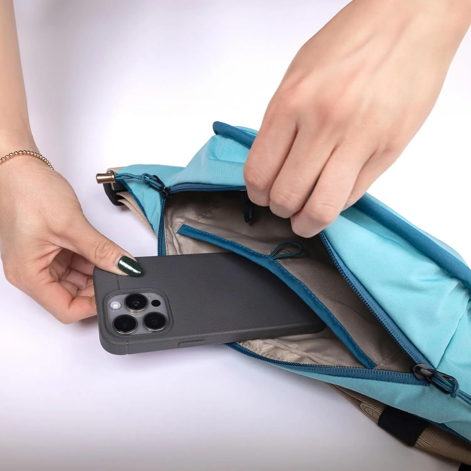 WAYB Belt Bag | Sleek Minimalist Design | 5L Capacity & Secure Storage