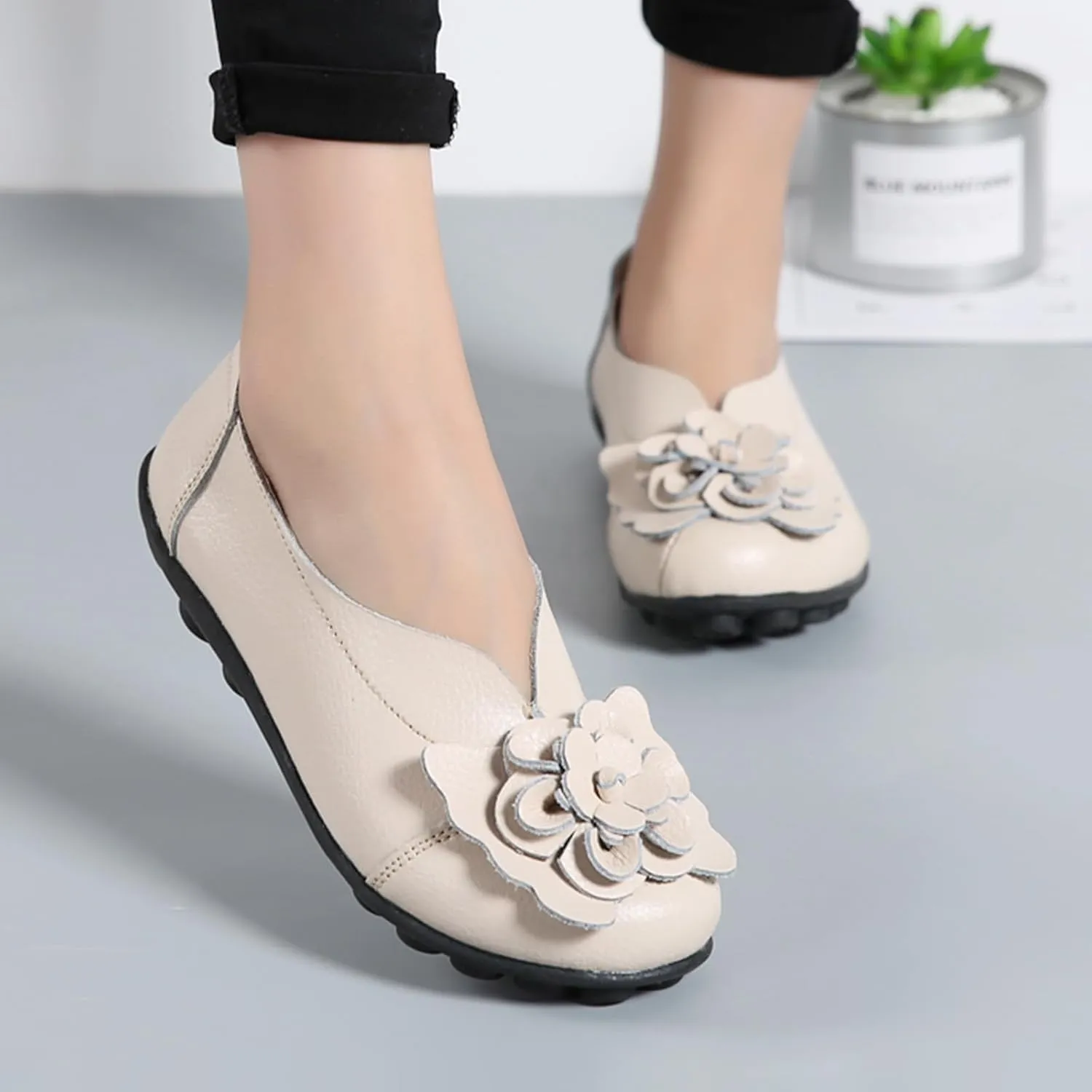 Women's Leather Slip On Loafers,Vintage Handmade Cute Bow Flower Comfy Non-Slip Softsole Walking Casual Dress Pumps