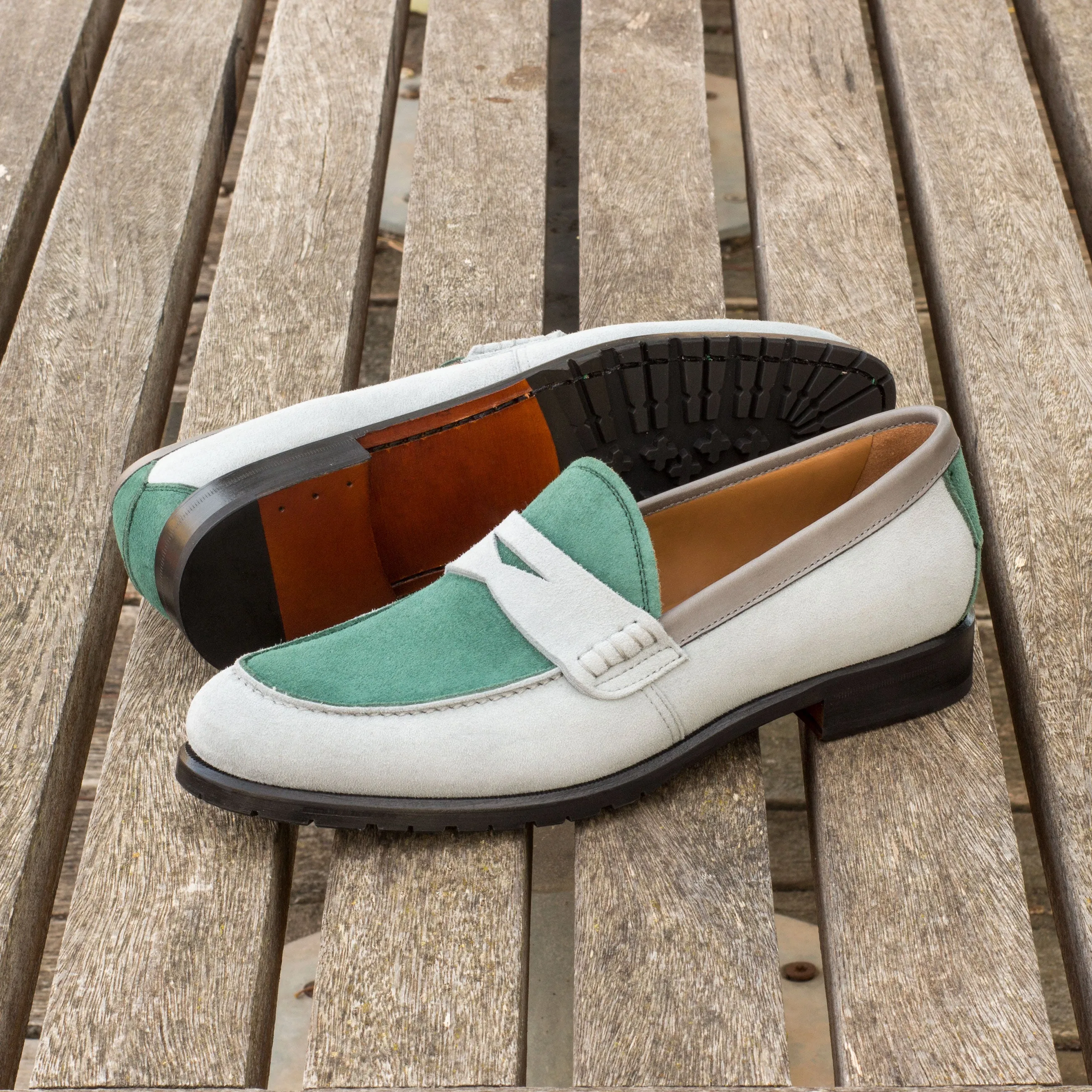 Women's Loafer_Model # KD3921