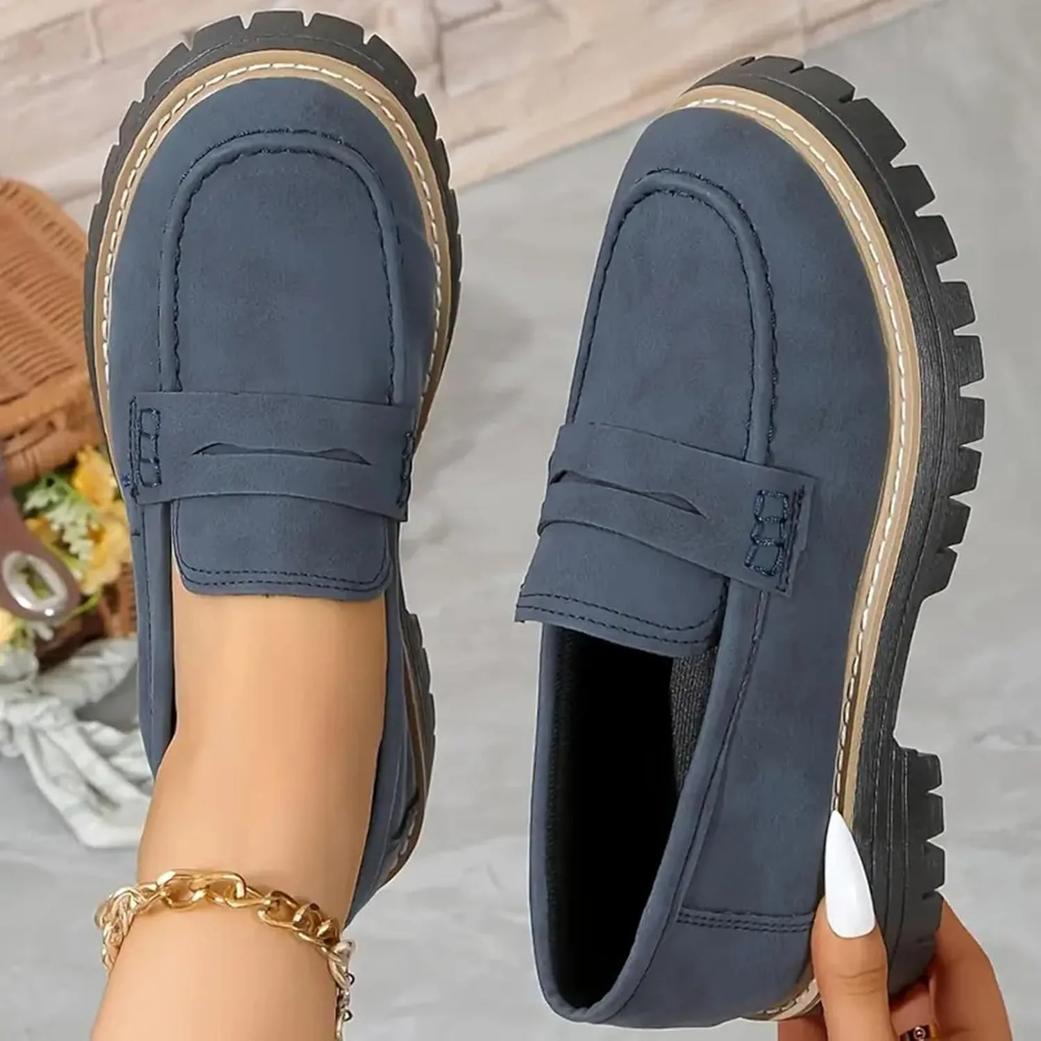 Womens Loafers Shoes Platform Chunky Penny Loafer Lug Sole Wide Width Comfortable Slip On Chunky Shoes for Women Work Office Business Casual Dress Shoe Walking Dresses Trendy Flats Loafer Sneakers