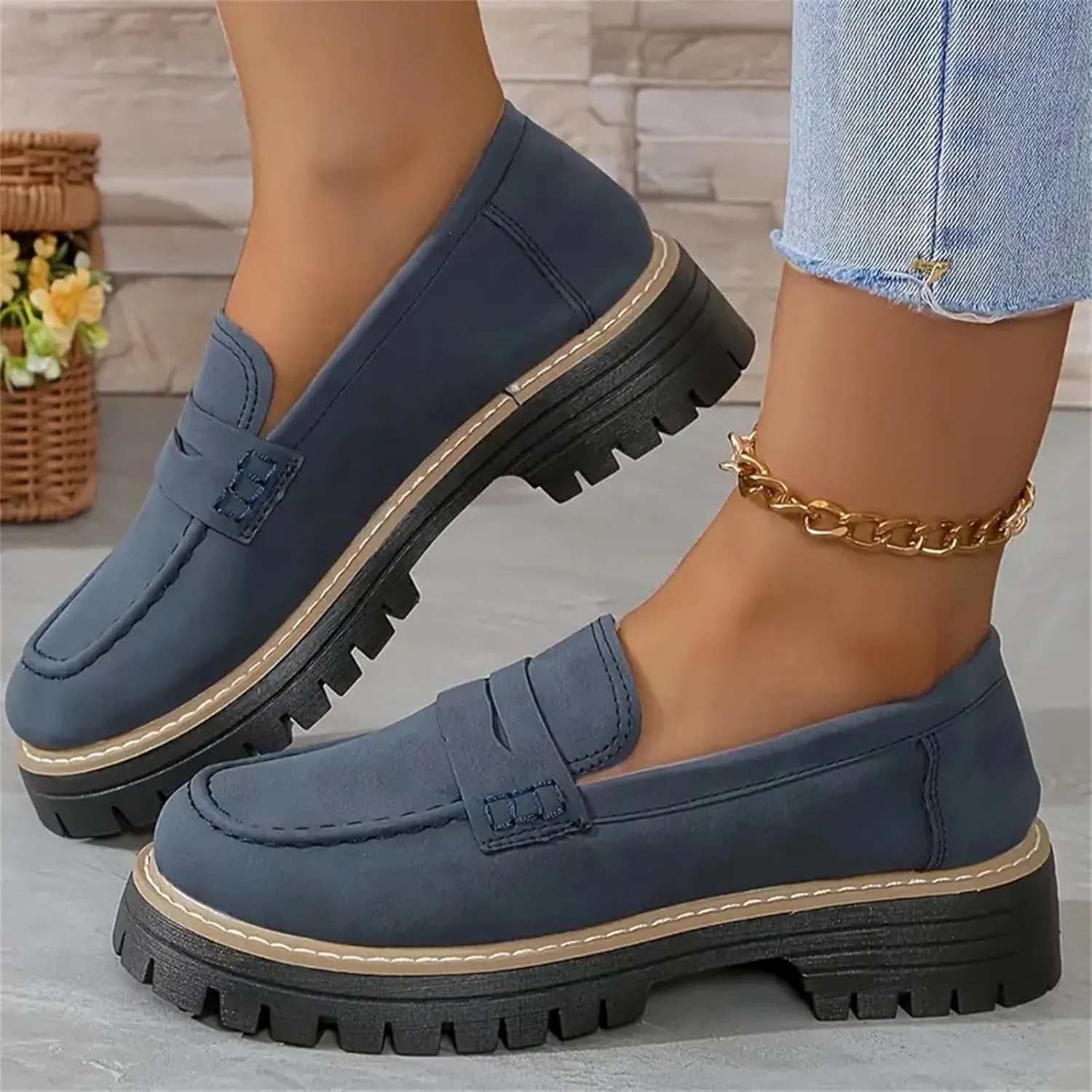Womens Loafers Shoes Platform Chunky Penny Loafer Lug Sole Wide Width Comfortable Slip On Chunky Shoes for Women Work Office Business Casual Dress Shoe Walking Dresses Trendy Flats Loafer Sneakers