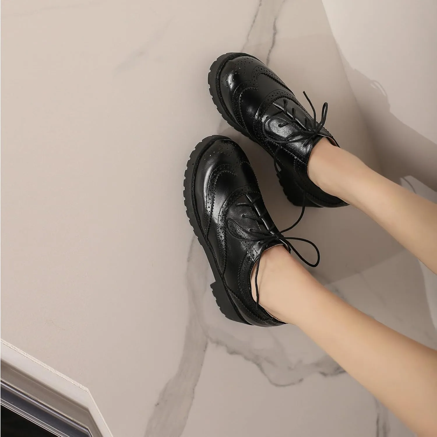 Womens Vintage Wingtip Lace Up Oxford Shoes Chunky Flat Low Heel Pumps Round Toe